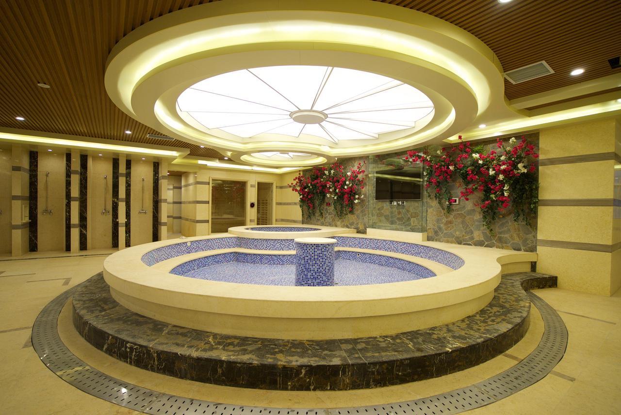 Weihai Long Yue International Hotel Екстериор снимка